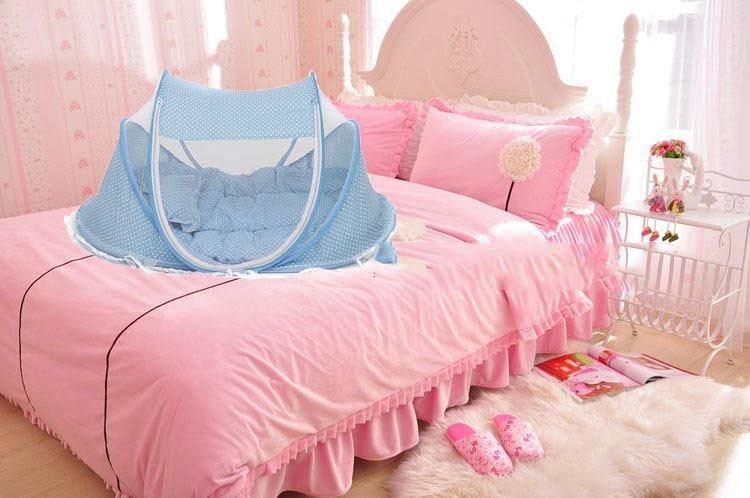 Foldable Baby Bed with Mosquito Net & Pillow (2-Piece Set)